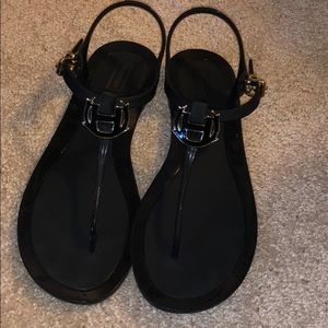 plastic hunter sandal